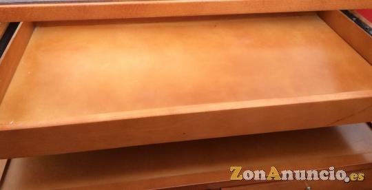 Mesa de salón pequeña